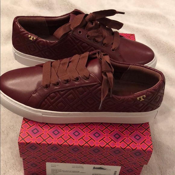 Tory Burch Shoes - Host pick💕🎉Tory Burch